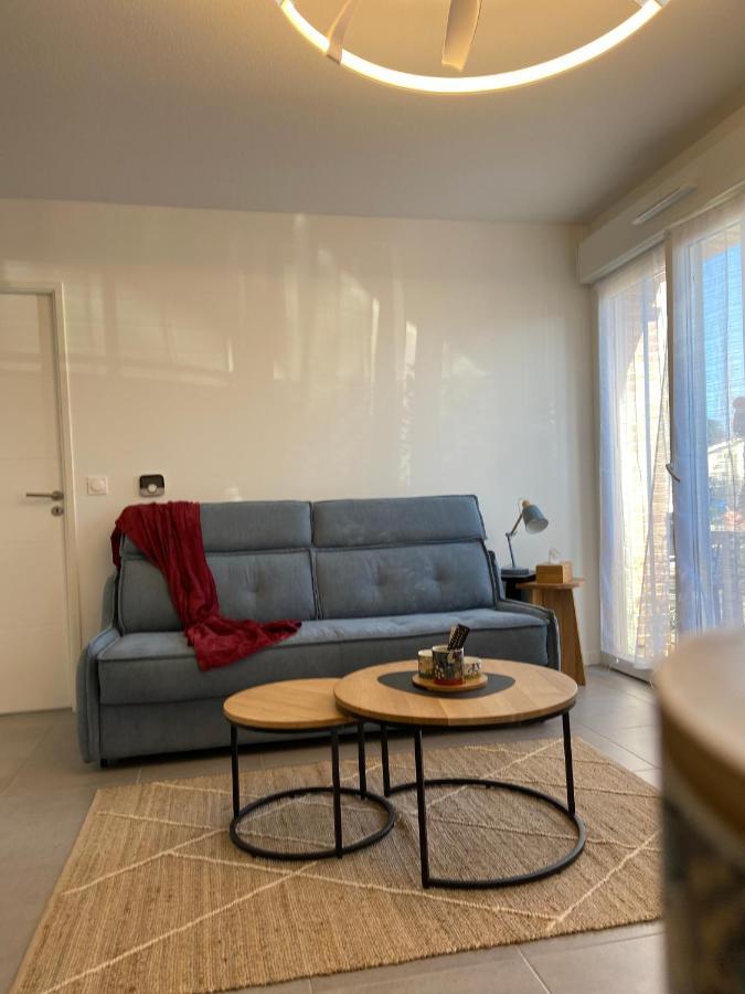 Charmant Appartement Neuf Et Confortable Classe 4 Etoiles بيسكاروس المظهر الخارجي الصورة