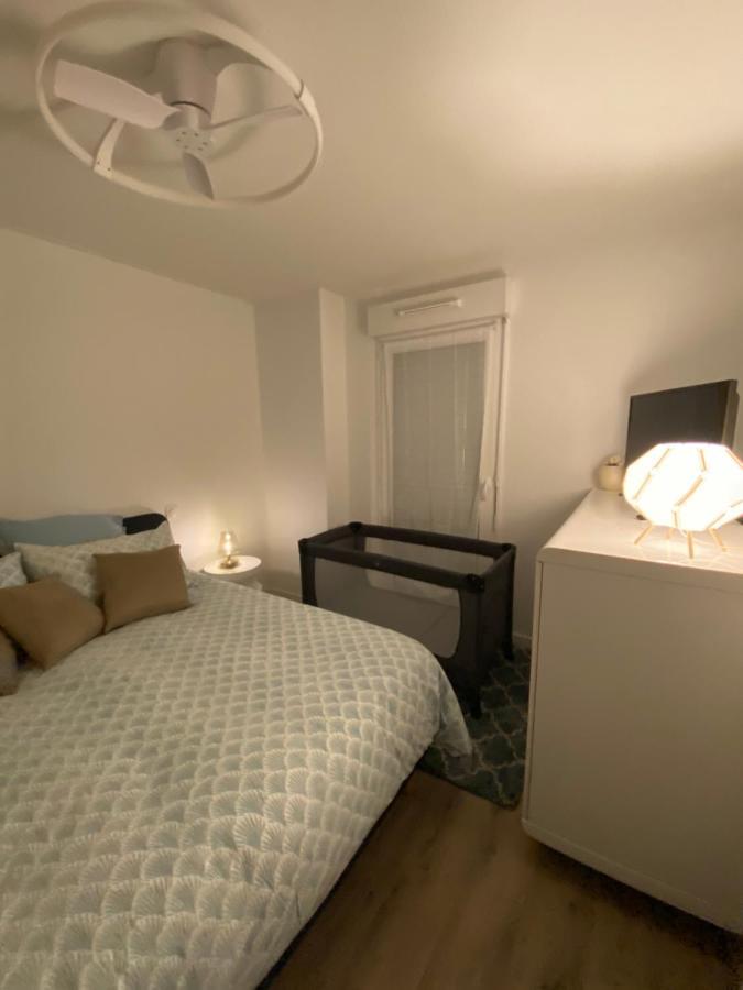 Charmant Appartement Neuf Et Confortable Classe 4 Etoiles بيسكاروس المظهر الخارجي الصورة