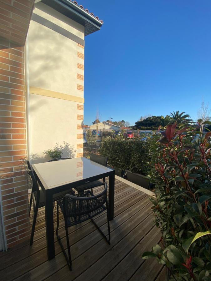Charmant Appartement Neuf Et Confortable Classe 4 Etoiles بيسكاروس المظهر الخارجي الصورة